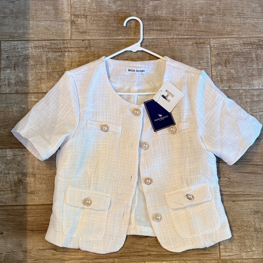 Hello Fashion White Short Sleeve Jacket with pearl button accents- NWOT